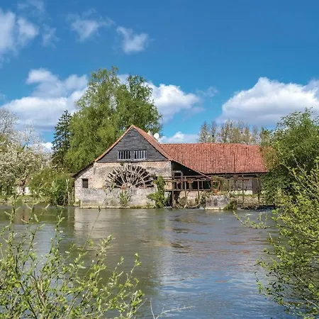 Beautiful In Le Chateau With Wifi Auxi-le-Chateau
